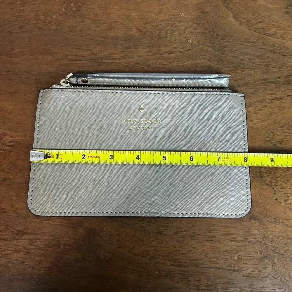NWT Kate Spade Gray Leather Wristlet